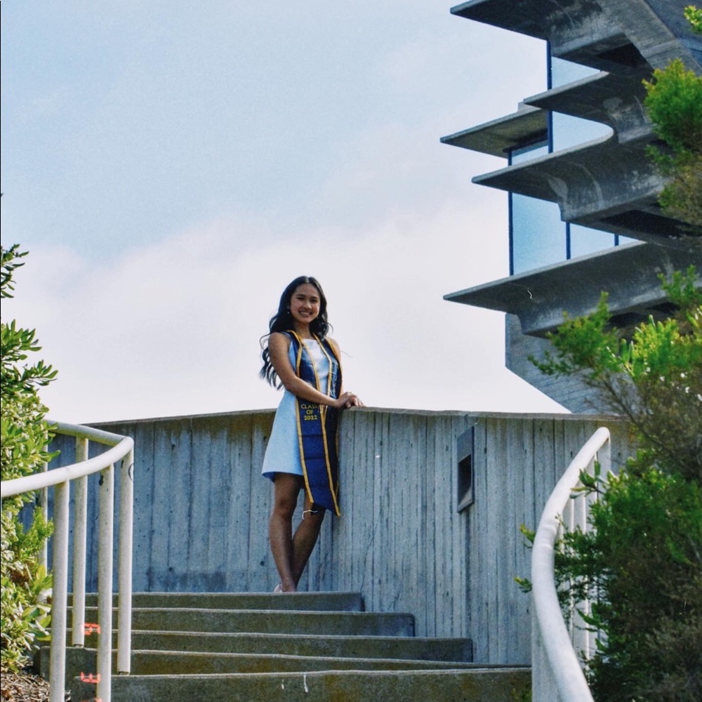 Meet your Posher, Lily